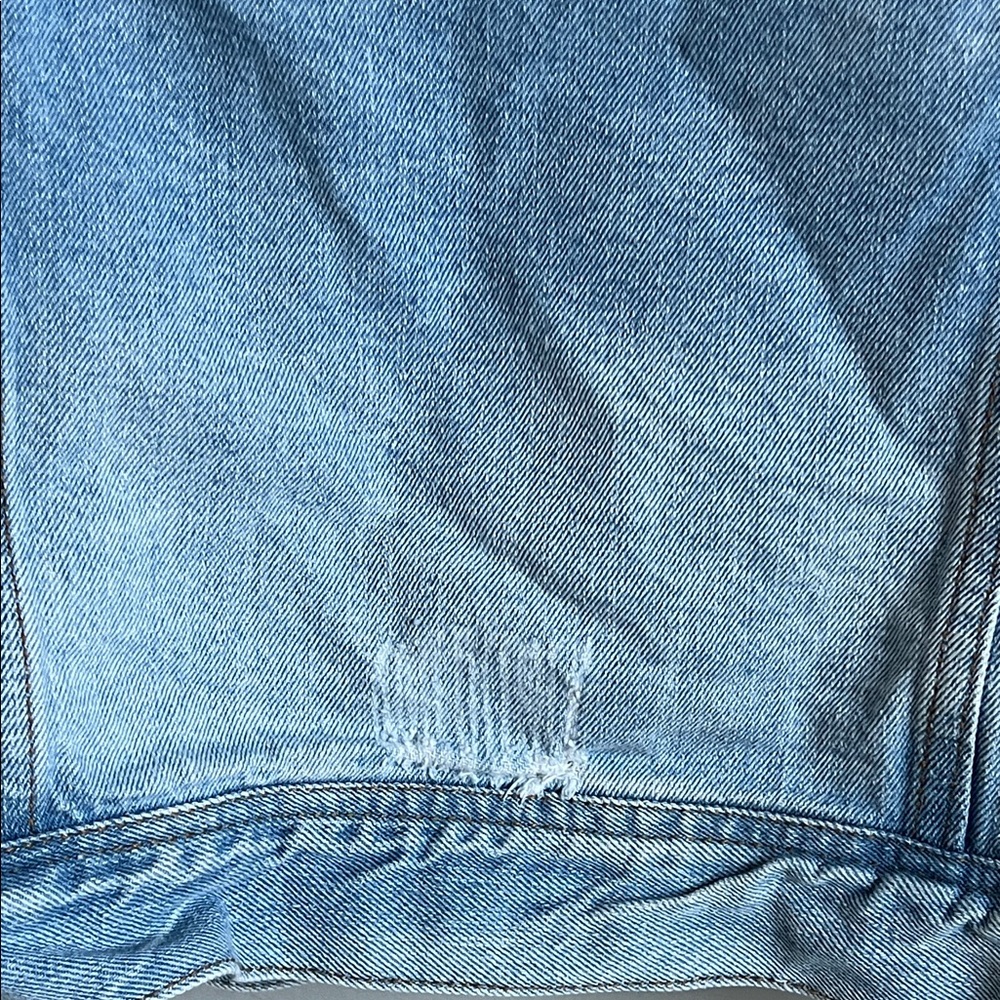 Classic Light Blue Denim Jacket - Picture 4 of 8
